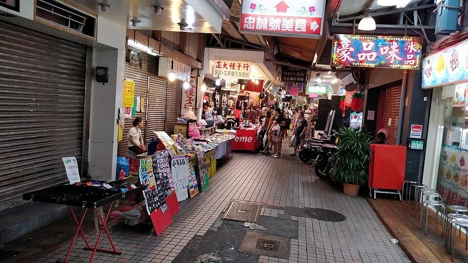 士林夜市巷弄店家資料照片