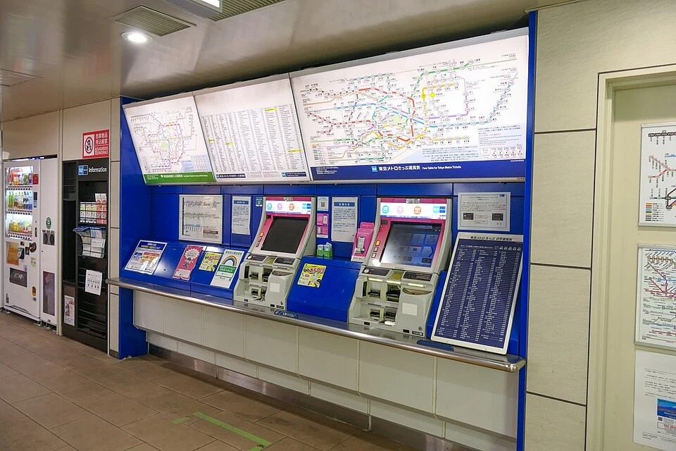 Ticket machines at Ueno-hirokoji